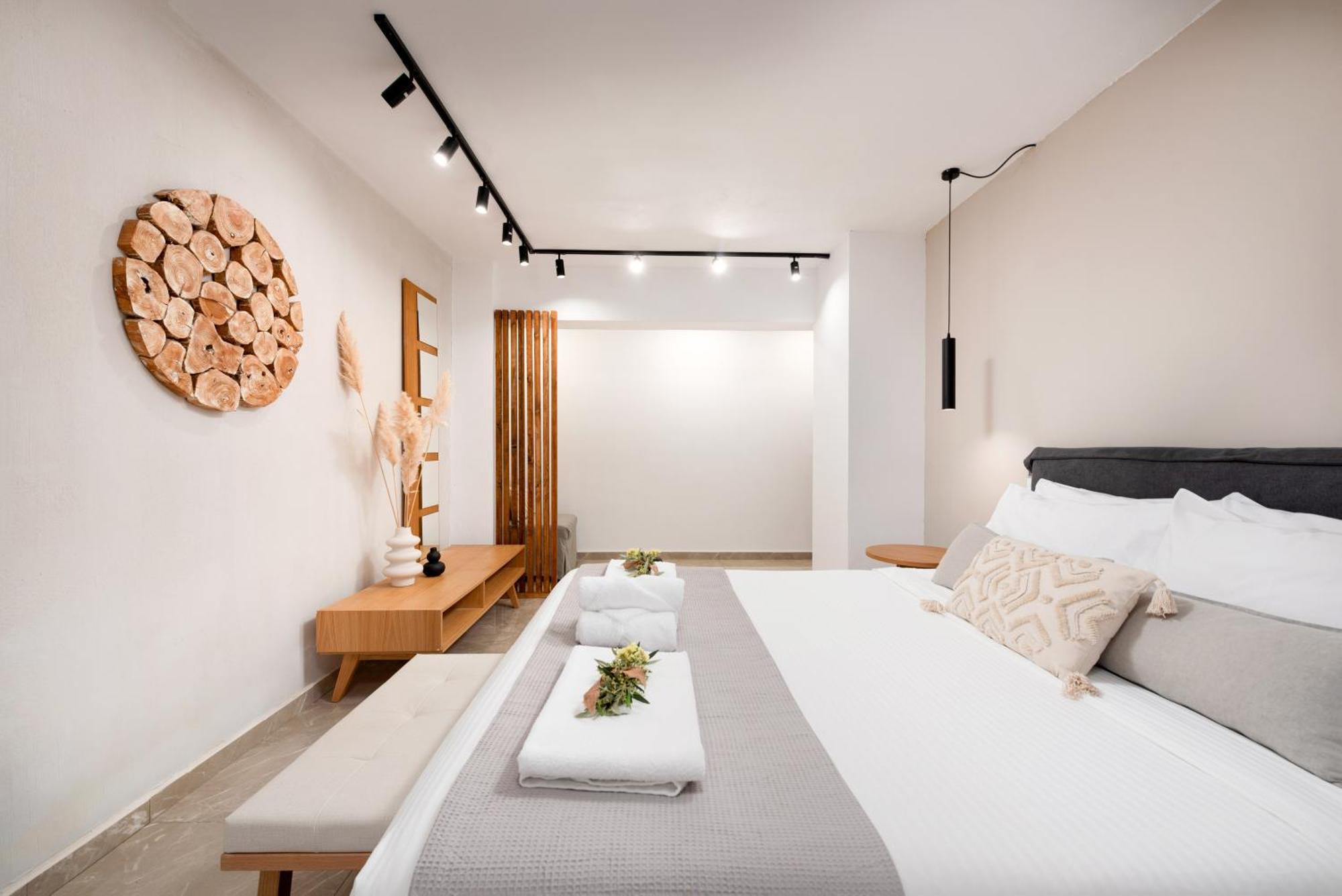 Hypnosis Beachside Villa With Private Heated Pool Georgioupoli Bagian luar foto