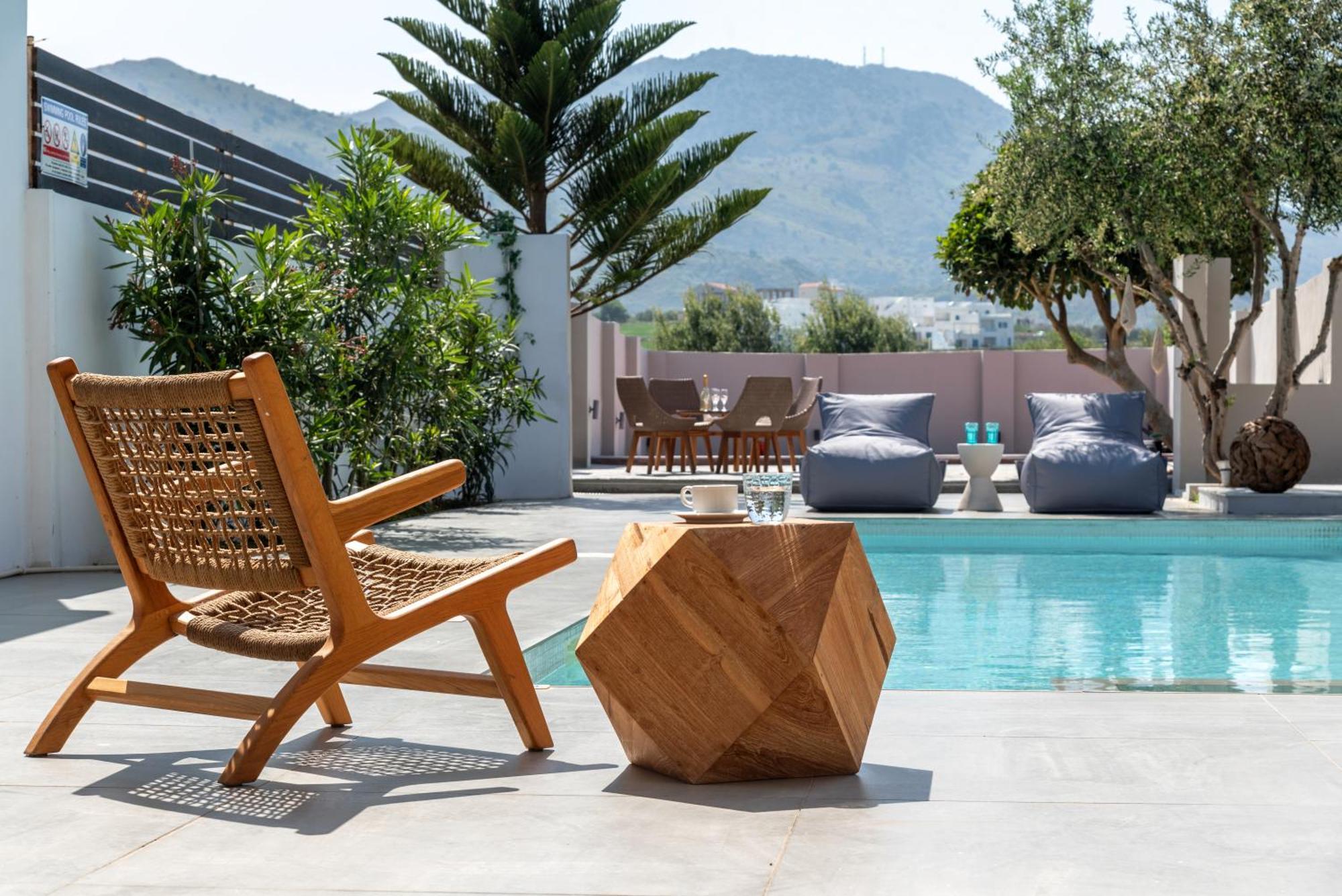 Hypnosis Beachside Villa With Private Heated Pool Georgioupoli Bagian luar foto